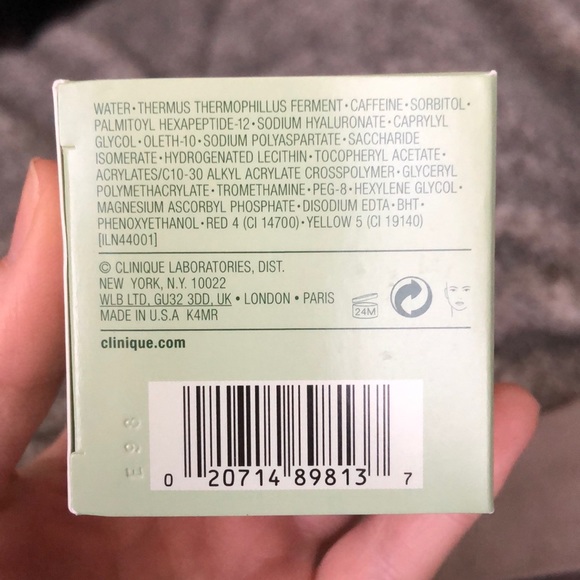 Clinique Moisture Surge72-hour hydrator - Picture 3 of 4